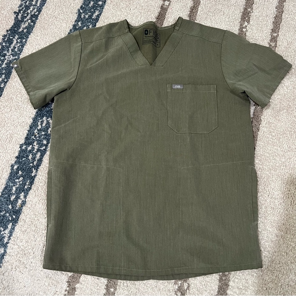 Figs Scrub Top